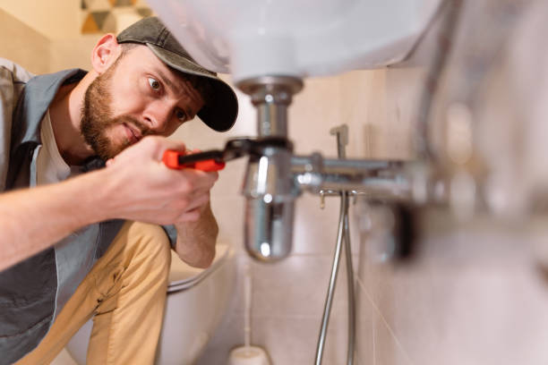 Best Emergency Plumber  in Versailles, MO